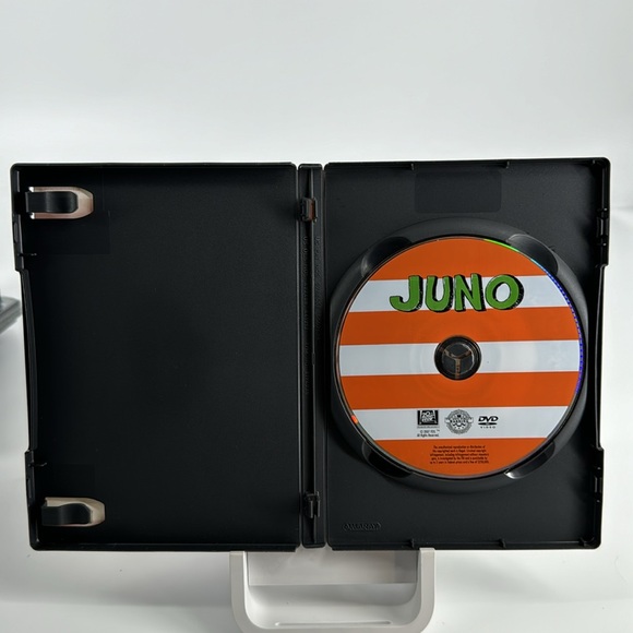 Juno. Ellen Page. Michael Cera. Jennifer Garner. Jason Bateman. - Picture 4 of 4